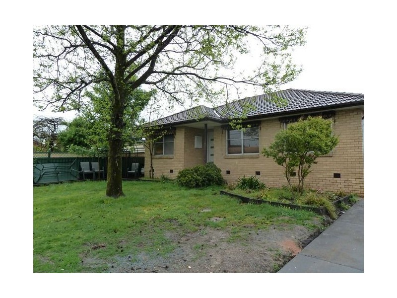 1/40 Liquidamber Street, Doveton VIC 3177