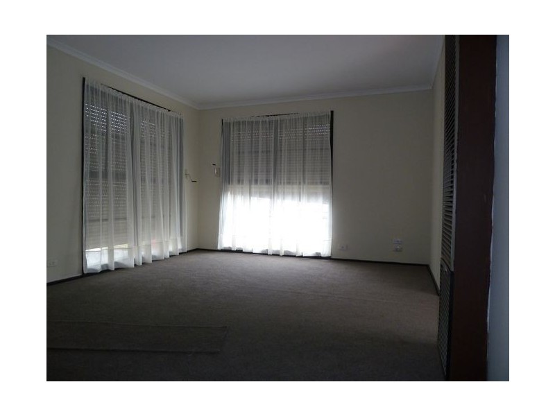 23 Blaxland Drive, Dandenong North VIC 3175