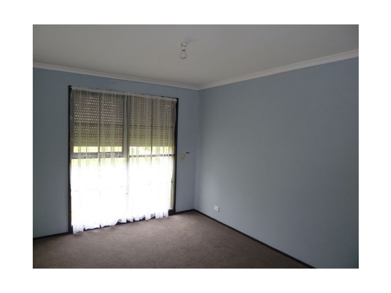 23 Blaxland Drive, Dandenong North VIC 3175