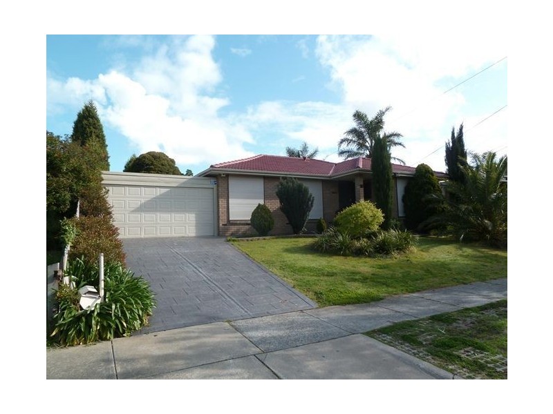 87 Somerset Drive, Dandenong North VIC 3175
