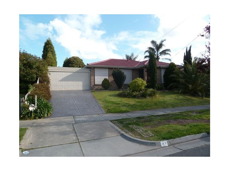 87 Somerset Drive, Dandenong North VIC 3175