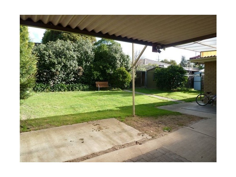 87 Somerset Drive, Dandenong North VIC 3175