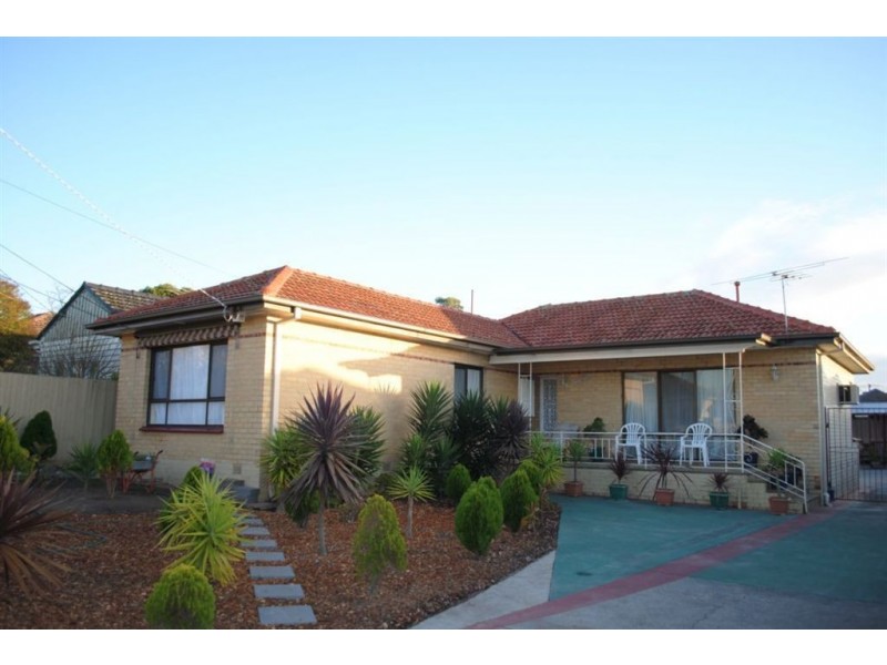 19 Grandview Avenue, Dandenong VIC 3175