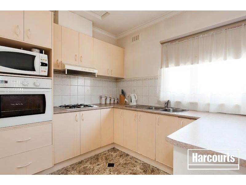 1/37 Grace Avenue, Dandenong VIC 3175