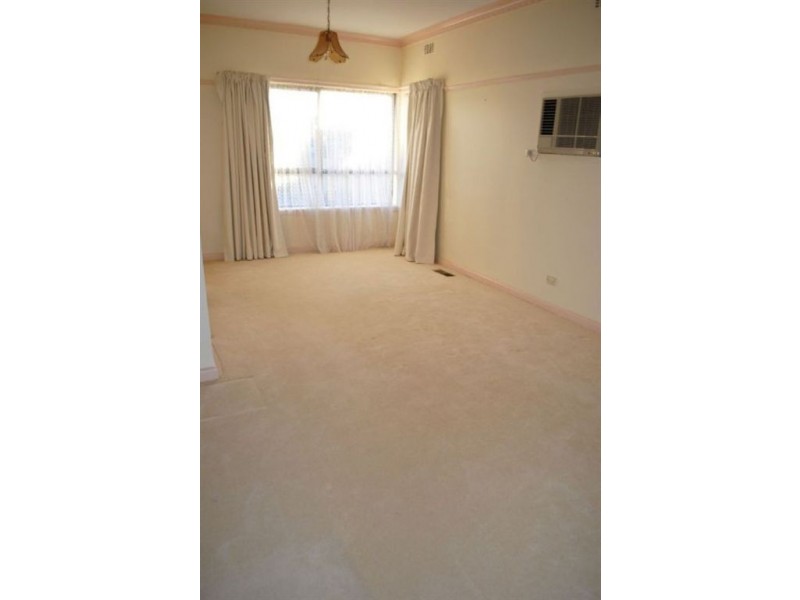 19 Grandview Avenue, Dandenong VIC 3175