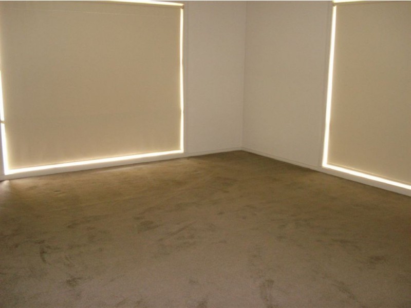 44 Golden Grove, Narre Warren VIC 3805