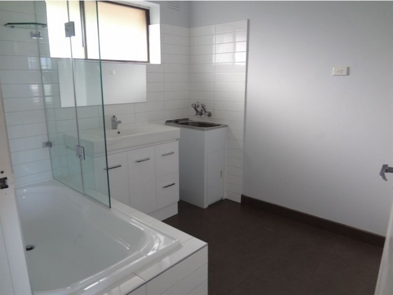 4/145 Princes Highway, Dandenong VIC 3175