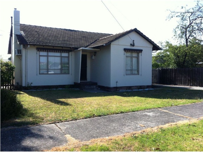 1 Fisher Crescent, Dandenong North VIC 3175