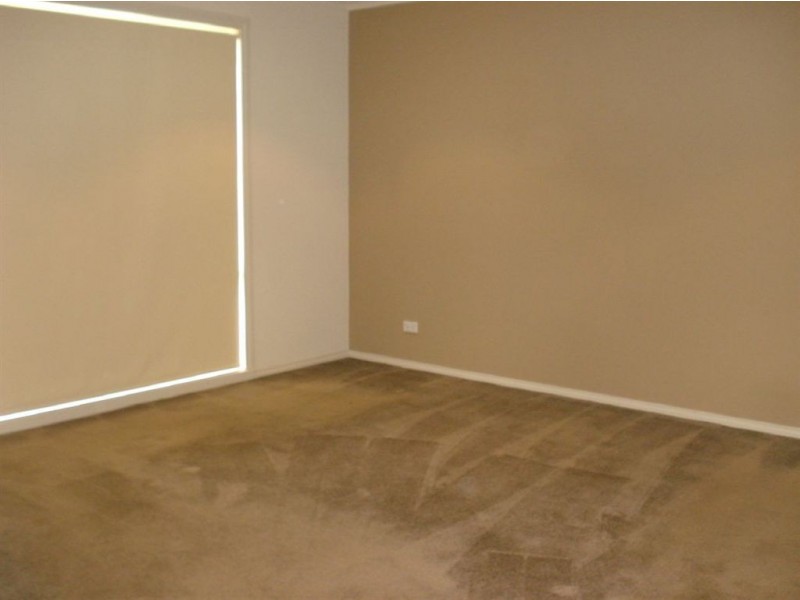 44 Golden Grove, Narre Warren South VIC 3805