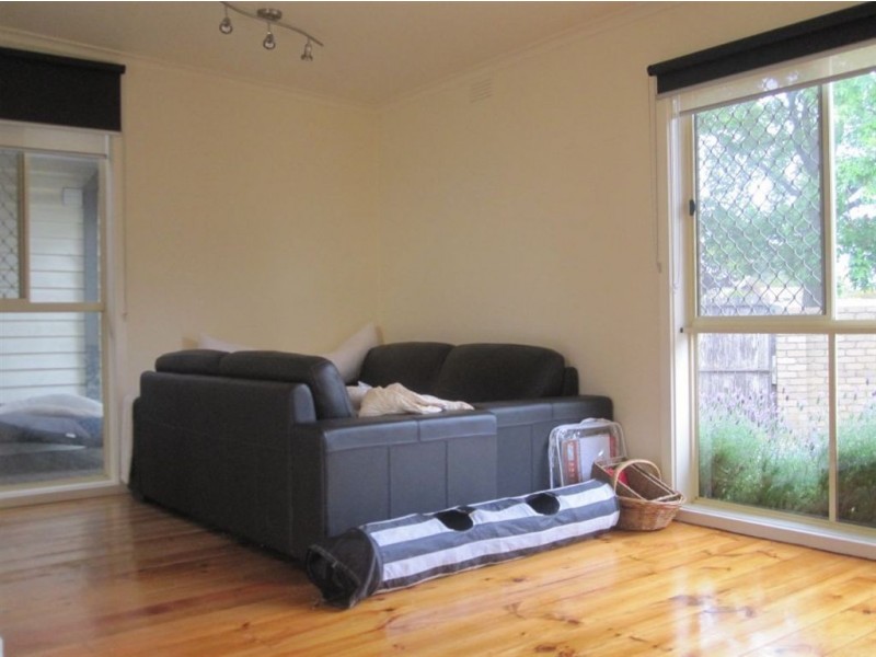 9 Prunus Grove, Doveton VIC 3177