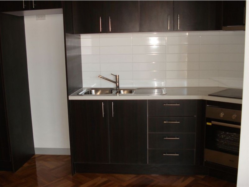 13/28 Burton Avenue, Clayton VIC 3168