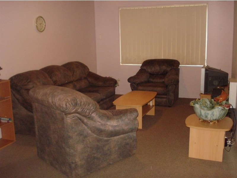 1/6 Hutton Street, Dandenong VIC 3175