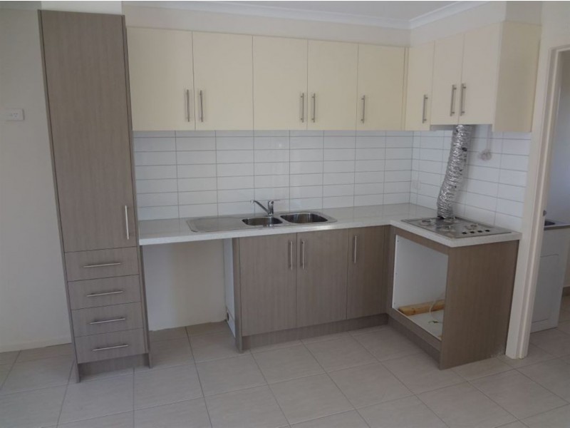 2/24 Anthony Street, Dandenong North VIC 3175