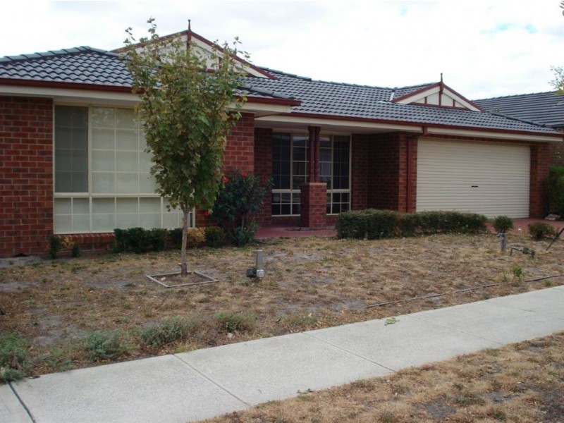 44 Golden Grove Drive, Narre Warren South VIC 3805
