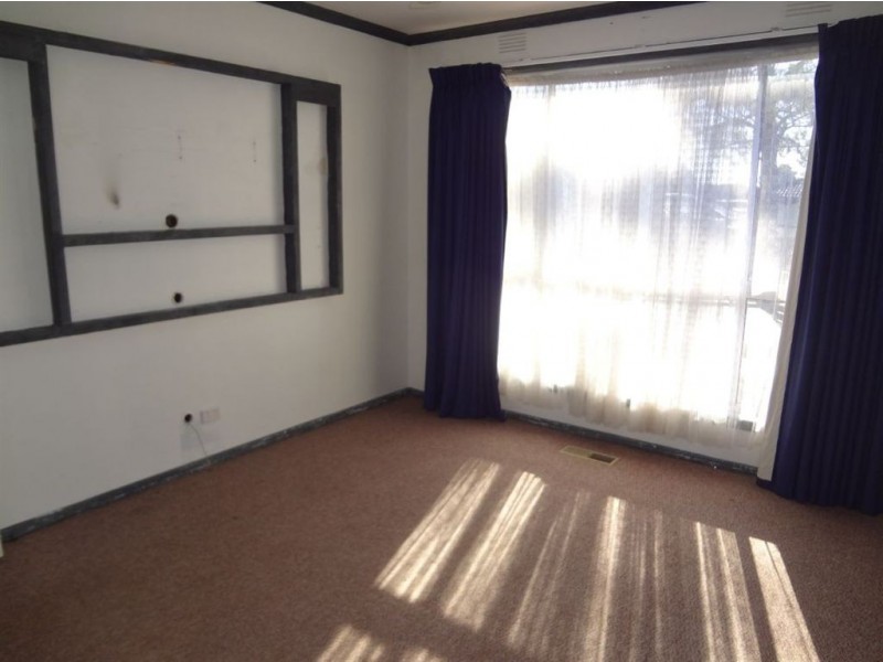 6 Charles Avenue, Hallam VIC 3803