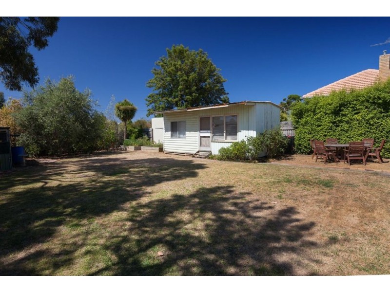 11 Joan Court, Noble Park North VIC 3174