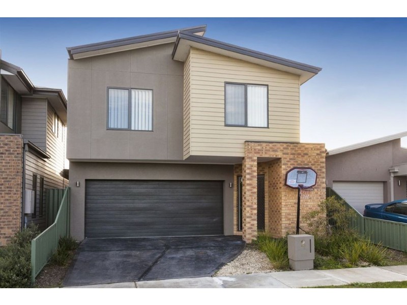 64 Steven Street, Dandenong VIC 3175