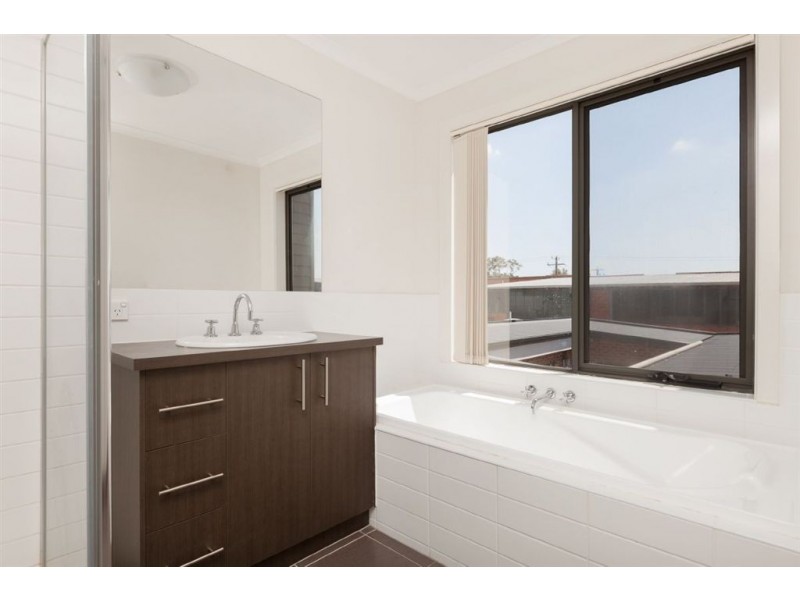 64 Steven Street, Dandenong VIC 3175