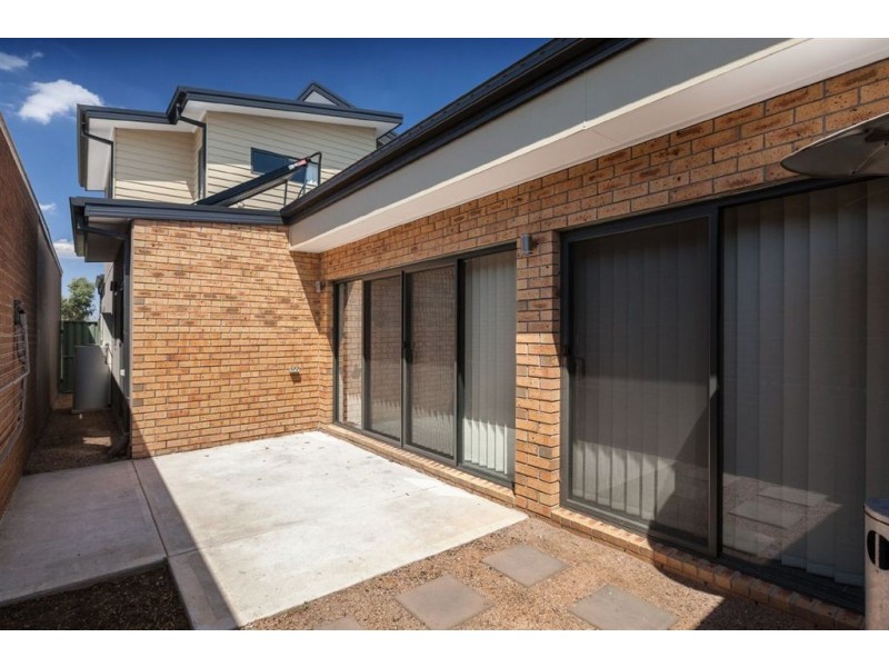 64 Steven Street, Dandenong VIC 3175
