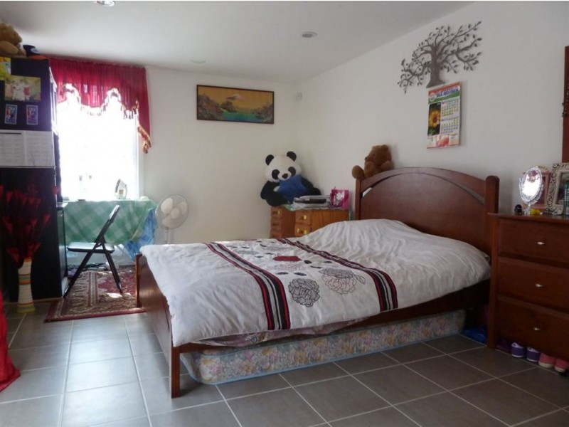 24 Keshava Grove, Dandenong VIC 3175