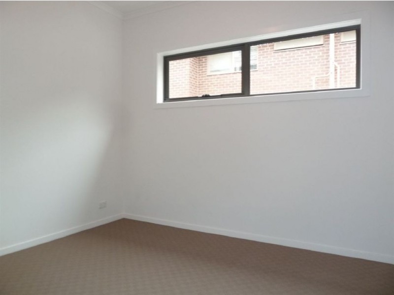 1/19 Close Avenue, Dandenong VIC 3175