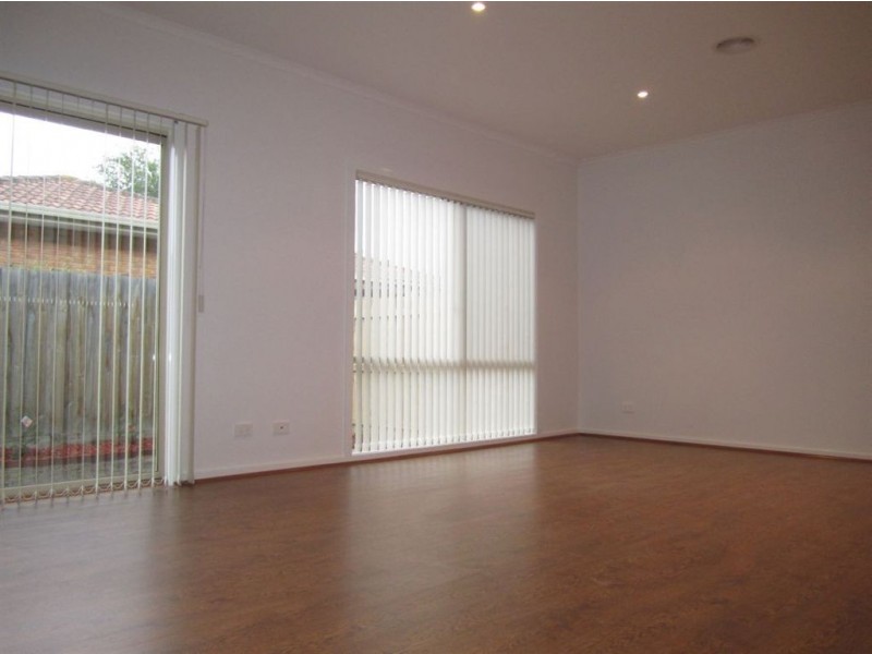 3/103 Clow Street, Dandenong VIC 3175