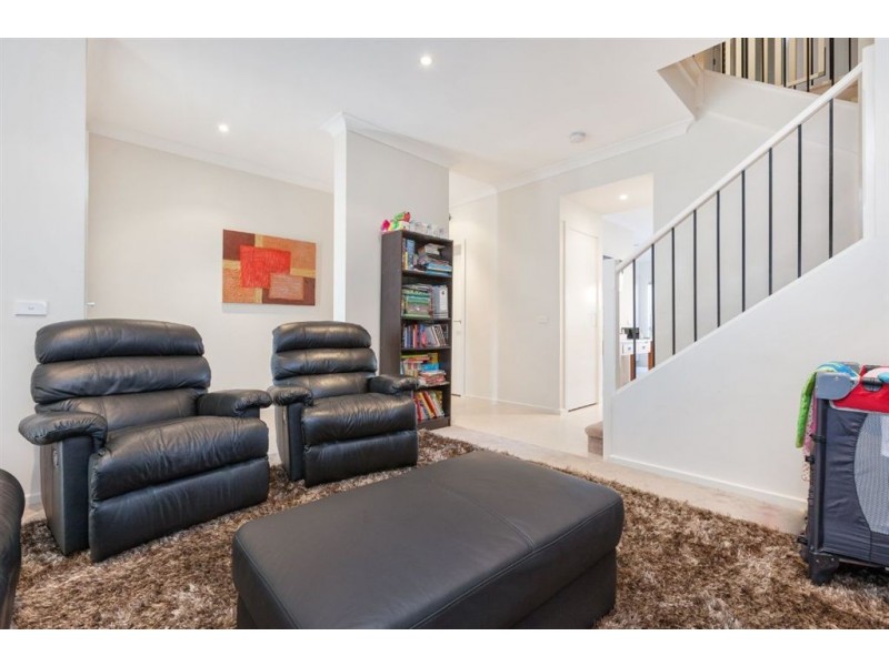 23 Manuscript Drive, Endeavour Hills VIC 3802