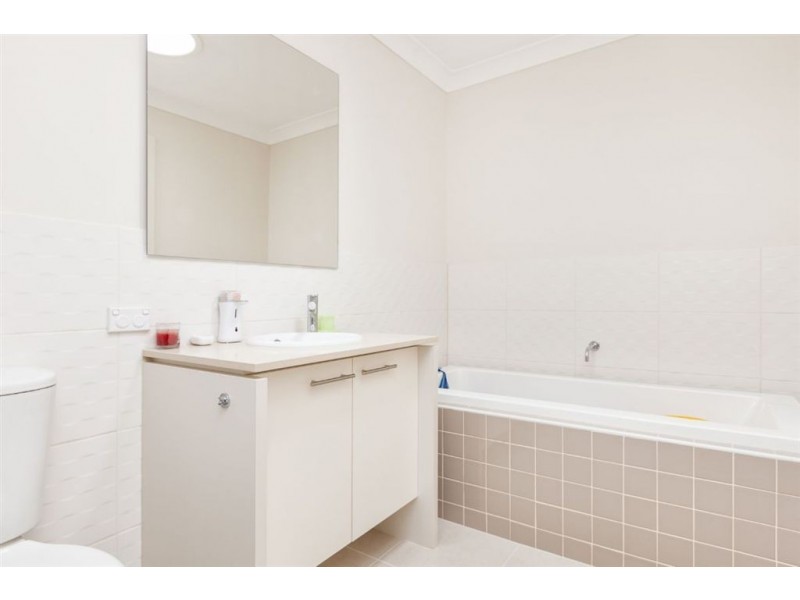 23 Manuscript Drive, Endeavour Hills VIC 3802