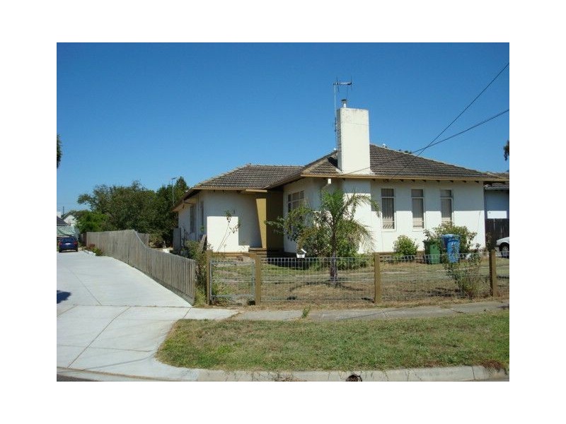 11 Reid Court, Dandenong North VIC 3175