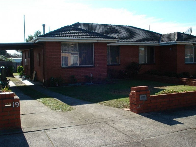 19 Ash Grove, Dandenong VIC 3175