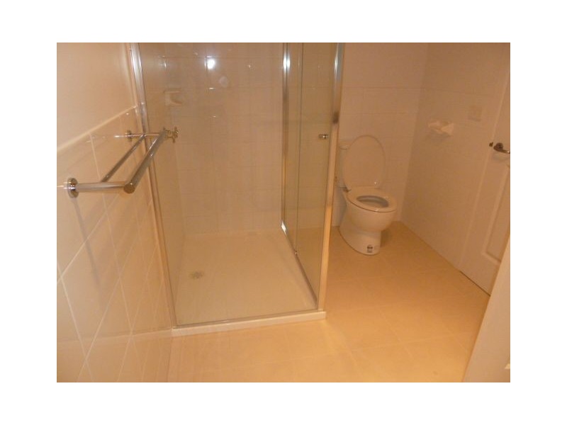 9/19 Close Avenue, Dandenong VIC 3175