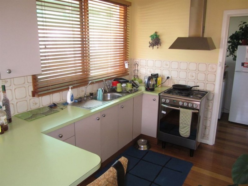 14 Finchaven Avenue, Keysborough VIC 3173