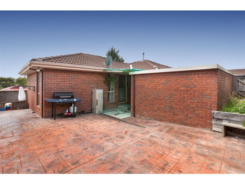 1/42 Willow Drive, Hampton Park VIC 3976