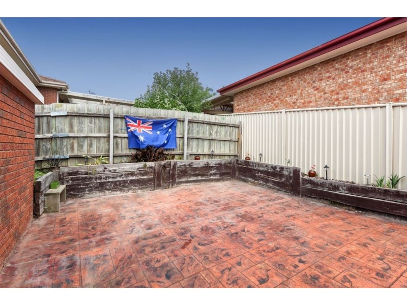 1/42 Willow Drive, Hampton Park VIC 3976
