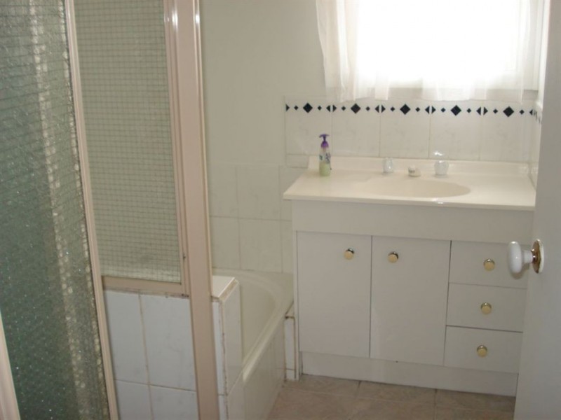 3/28 Olive Street, Dandenong VIC 3175