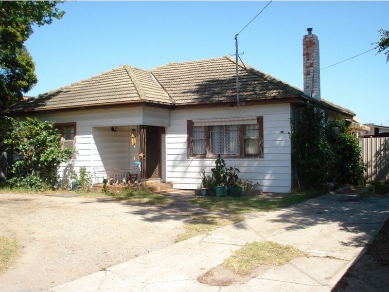 16 Bruce Street, Dandenong VIC 3175