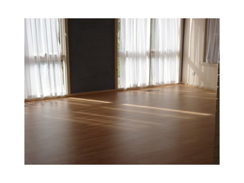 6 Howe Avenue, Dandenong VIC 3175