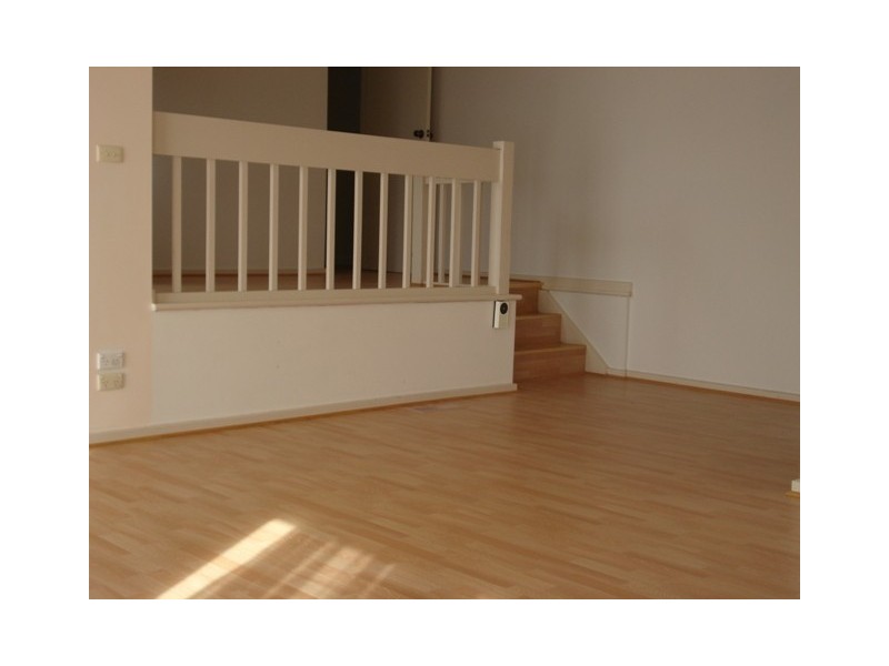 6 Howe Avenue, Dandenong VIC 3175