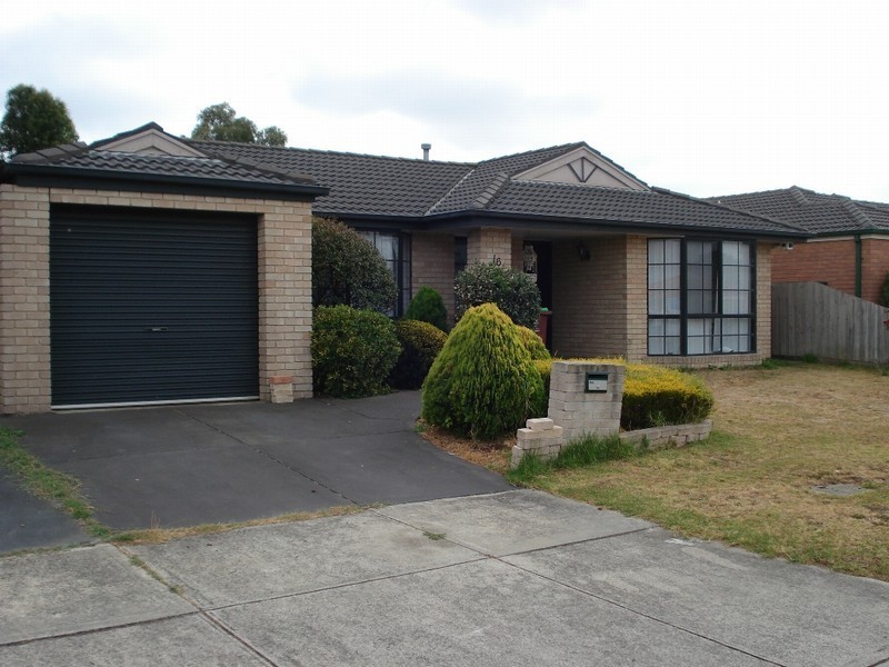 16 Beech Place, Hallam VIC 3803