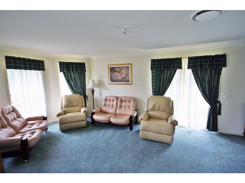 35 Coachman Cres, Kellyville Ridge NSW 2155