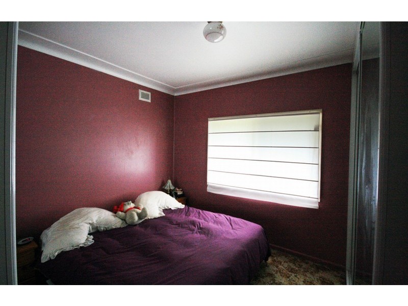 44 Gregory Avenue, Oxley Park NSW 2760