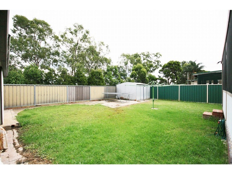 44 Gregory Avenue, Oxley Park NSW 2760