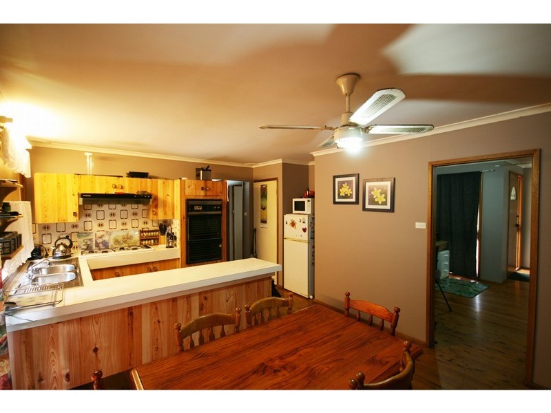 3 Scenic Cct, Cranebrook NSW 2749