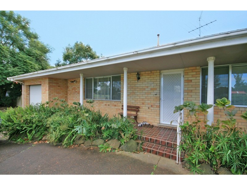 72 Dight St, Richmond NSW 2753