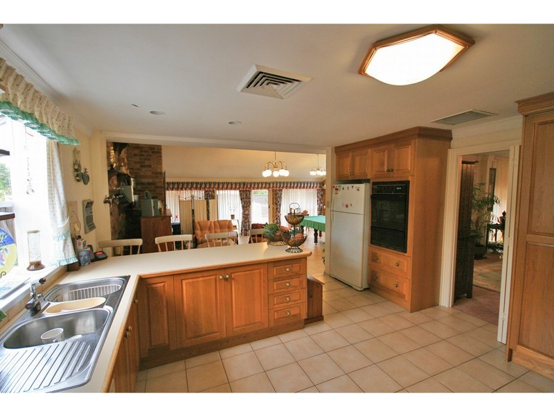 3 Kent Place, Colyton NSW 2760