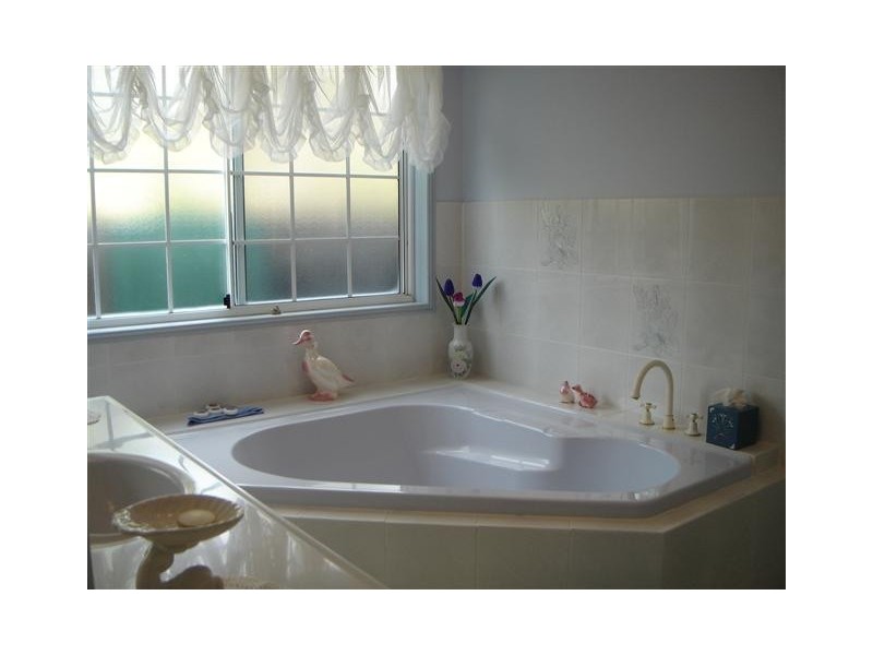 42 Overall Drive, Pottsville NSW 2489