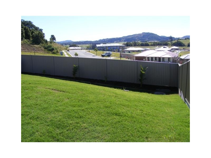 38 Newcastle Drive, Pottsville NSW 2489