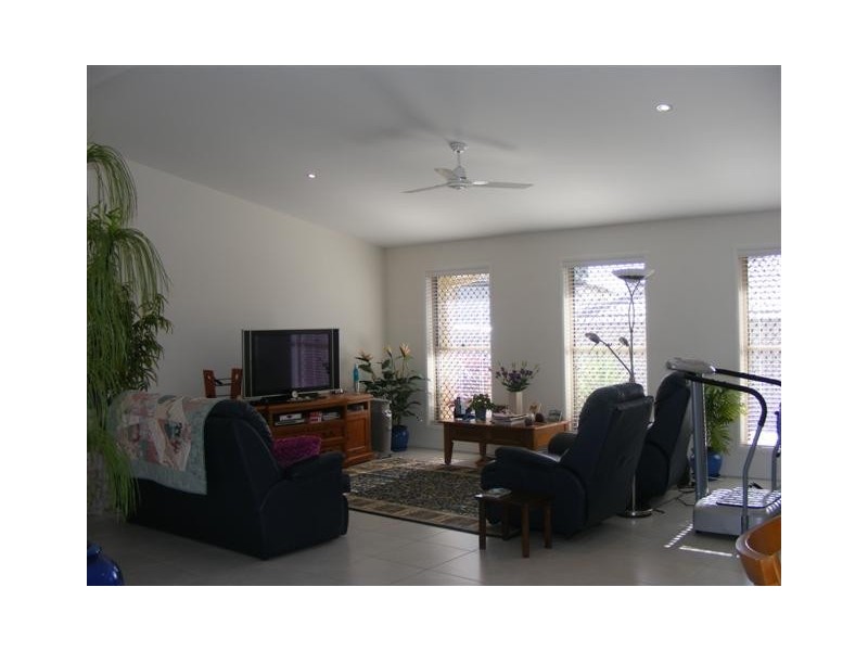 2/19 Lennox Circuit, Pottsville NSW 2489