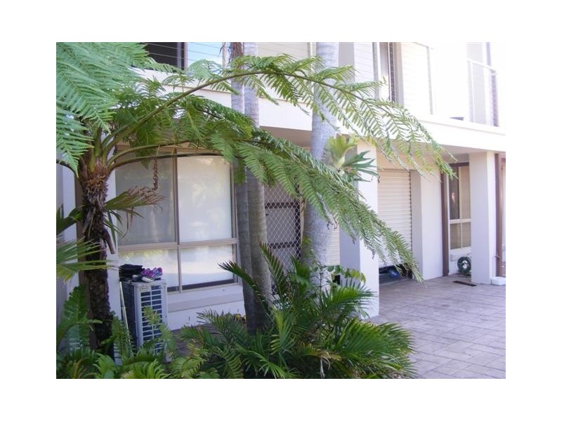 2/2 Hampton Court, Pottsville NSW 2489