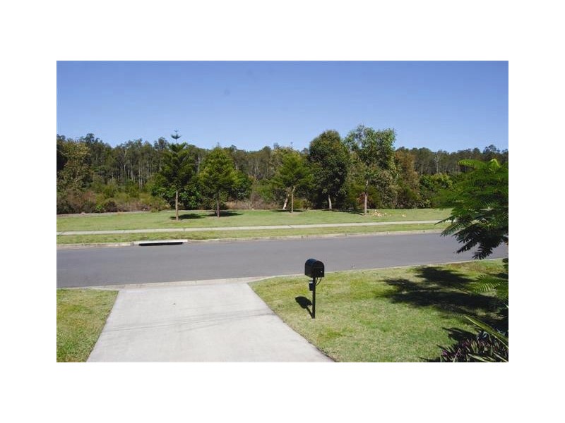 1/6 Sugarglider Drive, Pottsville NSW 2489
